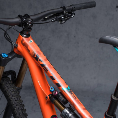 Ochranná fólie DYEDbro Camo Black gloss