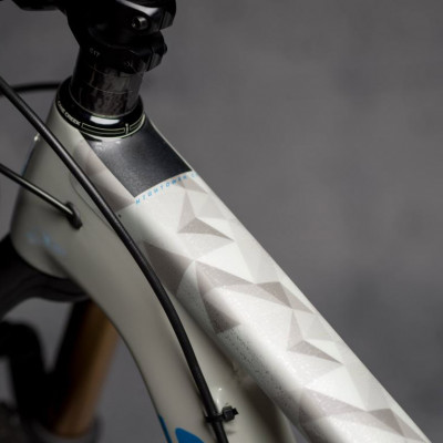 Ochranná fólie DYEDbro Geometric