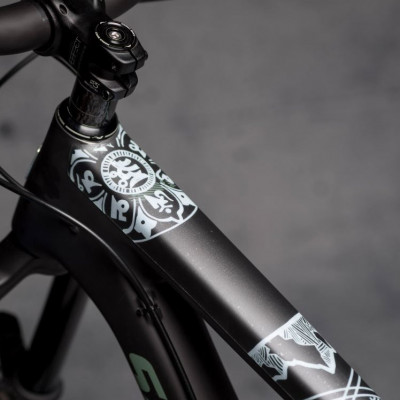 Ochranná fólie DYEDbro Mandala white