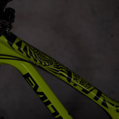 Ochranná fólie DYEDbro Psycho White